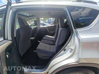 2015 Toyota RAV4 XLE – miniatura 13
