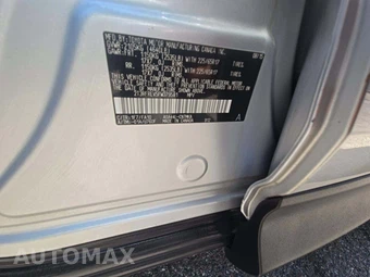 2015 Toyota RAV4 XLE – miniatura 5