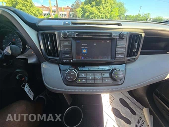 2015 Toyota RAV4 XLE – miniatura 10