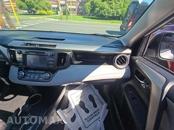 2015 Toyota RAV4 XLE – miniatura 19