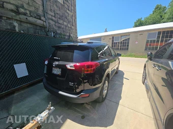 2015 Toyota RAV4 XLE - miniatura 3