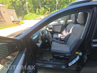 2015 Toyota RAV4 XLE - miniatura 6