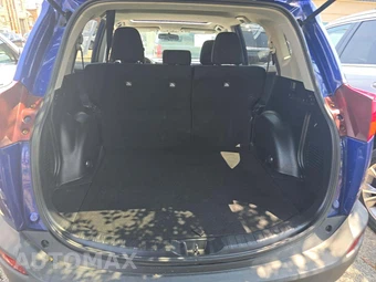 2015 Toyota RAV4 XLE – miniatura 14