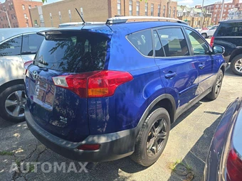 2015 Toyota RAV4 XLE – miniatura 3