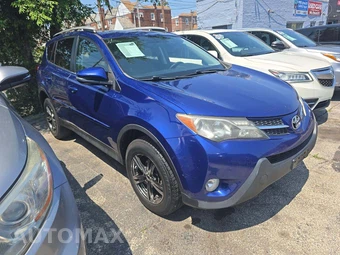 2015 Toyota RAV4 XLE – miniatura 4