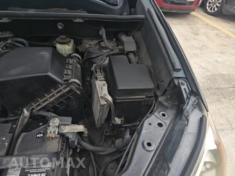 2015 Toyota RAV4 XLE – miniatura 30