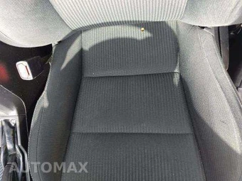 2015 Toyota RAV4 XLE – miniatura 22