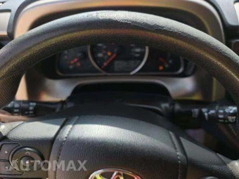 2015 Toyota RAV4 XLE – miniatura 24
