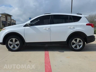 2015 Toyota RAV4 XLE – miniatura 3