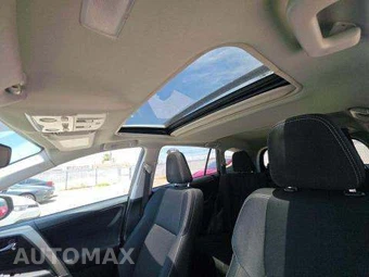 2015 Toyota RAV4 XLE – miniatura 12