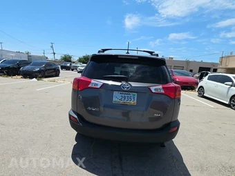 2015 Toyota RAV4 XLE – miniatura 4