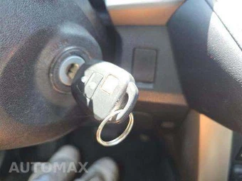 2015 Toyota RAV4 XLE – miniatura 9