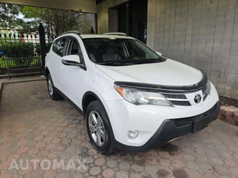 2015 Toyota RAV4 XLE – miniatura 4