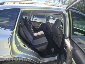 2015 Toyota RAV4 XLE – miniatura 16