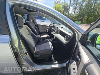 2015 Toyota RAV4 XLE – miniatura 18