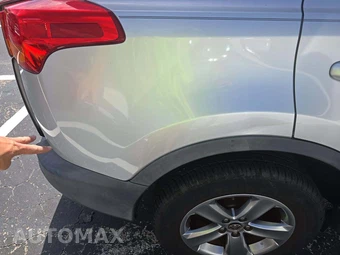 2015 Toyota RAV4 XLE – miniatura 28