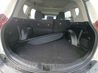2015 Toyota RAV4 XLE – miniatura 16