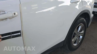 2015 Toyota RAV4 XLE – miniatura 30