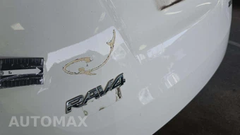 2015 Toyota RAV4 XLE – miniatura 33