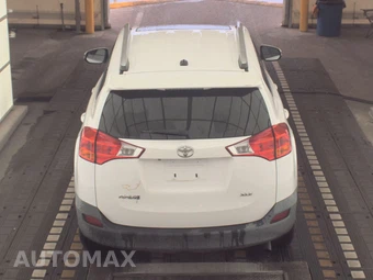 2015 Toyota RAV4 XLE – miniatura 5