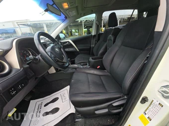 2015 Toyota RAV4 XLE – miniatura 7