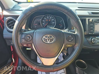 2015 Toyota RAV4 XLE – miniatura 10