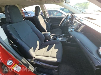 2015 Toyota RAV4 XLE – miniatura 8