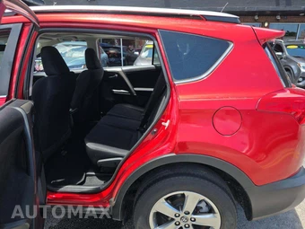 2015 Toyota RAV4 XLE – miniatura 10