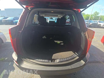 2015 Toyota RAV4 XLE – miniatura 11