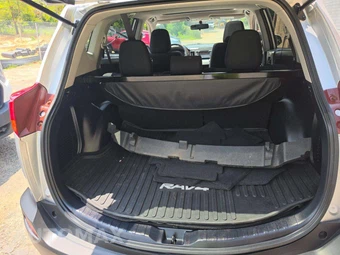 2015 Toyota RAV4 XLE – miniatura 14