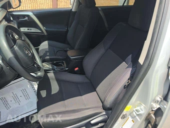 2015 Toyota RAV4 XLE – miniatura 6