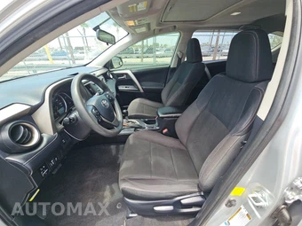 2015 Toyota RAV4 XLE – miniatura 7