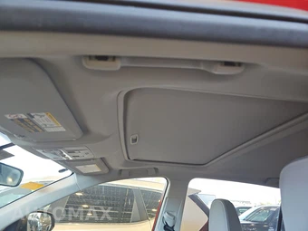 2015 Toyota RAV4 XLE - miniatura 17