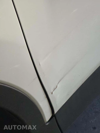 2015 Toyota RAV4 XLE – miniatura 24