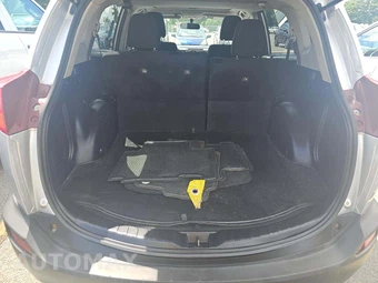 2015 Toyota RAV4 XLE - miniatura 14