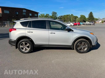 2015 Toyota RAV4 XLE - miniatura 5