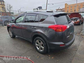 2015 Toyota RAV4 XLE – miniatura 2