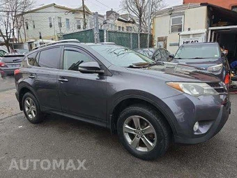 2015 Toyota RAV4 XLE – miniatura 4