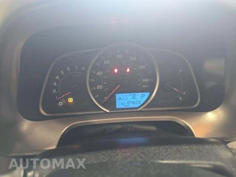 2015 Toyota RAV4 XLE – miniatura 9