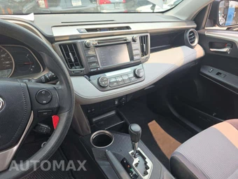 2015 Toyota RAV4 XLE – miniatura 10