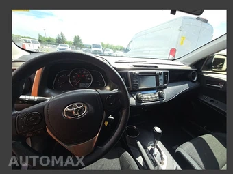 2015 Toyota RAV4 XLE - miniatura 7