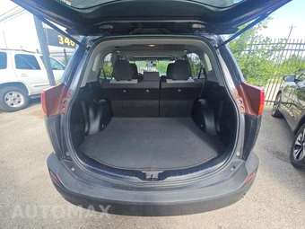 2015 Toyota RAV4 XLE - miniatura 14