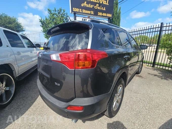 2015 Toyota RAV4 XLE - miniatura 3