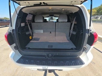 2015 Toyota Sequoia Limited - miniatura 16