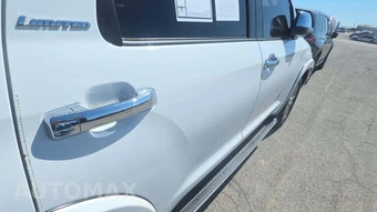 2015 Toyota Sequoia Limited - miniatura 24