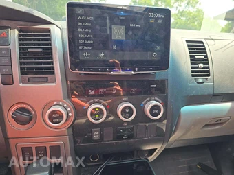 2015 Toyota Sequoia SR5 – miniatura 10
