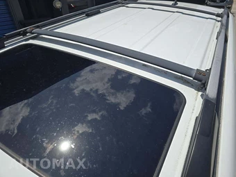 2015 Toyota Sequoia SR5 – miniatura 12