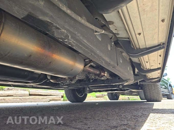 2015 Toyota Sequoia SR5 – miniatura 18