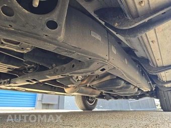 2015 Toyota Sequoia SR5 – miniatura 7