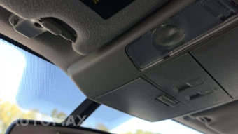 2015 Toyota Sequoia SR5 - miniatura 25